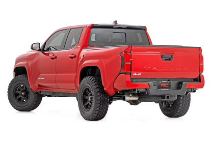 1.5" Rough Country Level Kit 24-26 Tacoma